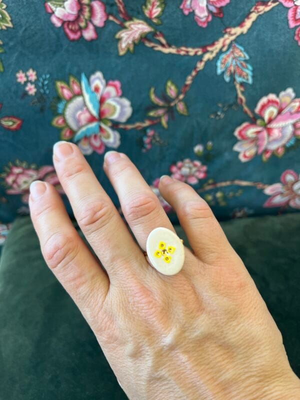 bague.ovale.couleur.3
